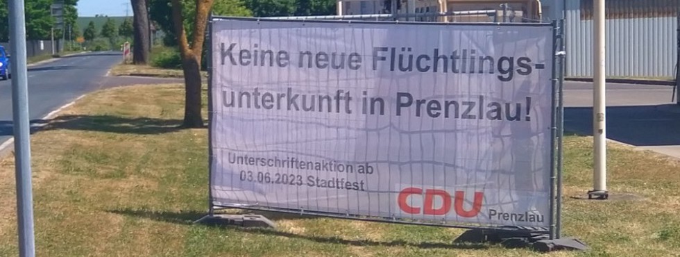Bild_oben_Plakat_Unterschriftensammlung